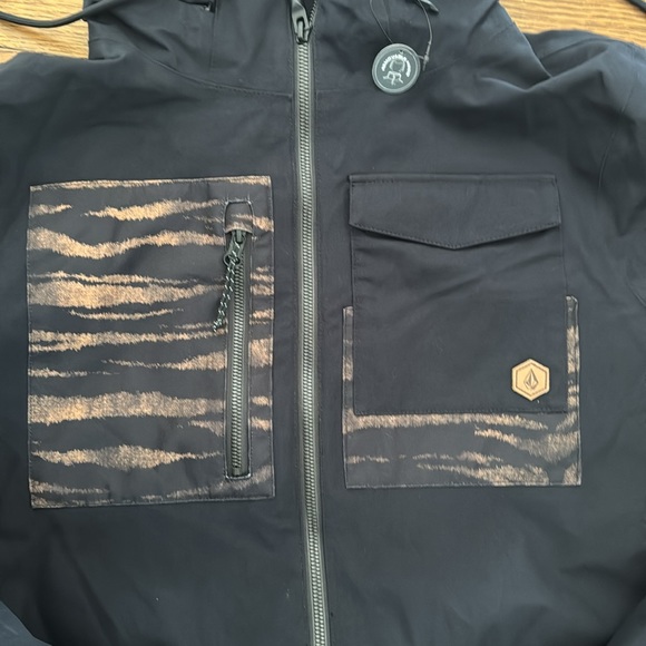 NWT Volcom Women’s Large Snow Jumpsuit - Picture 4 of 5